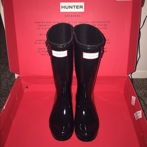 Hunter rain boots! Youth size 1B/2G